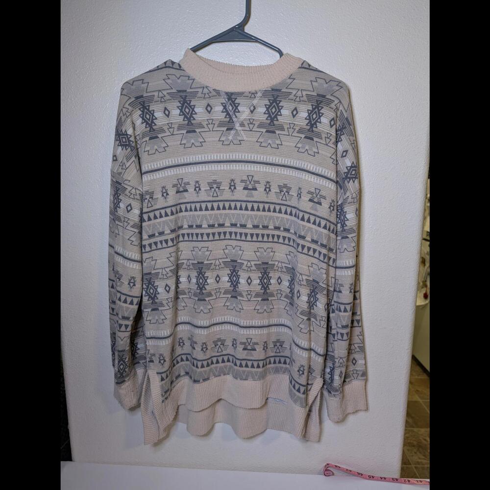 EUC Angels Forever Young Cozy Very Soft Geometric Sweater - Size M